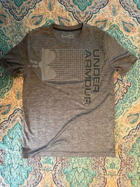 Under Armour Boy’s Heather Gray Short-Sleeve Graphic Performance Tee